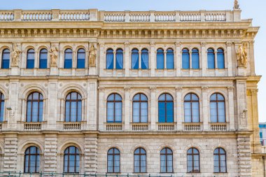 Avrupa'da Budapeşte, Macaristan'da saray ve bina stilleri çeşitli