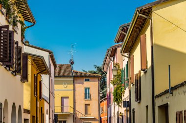 Bir İtalyan köyünün tipik evleri