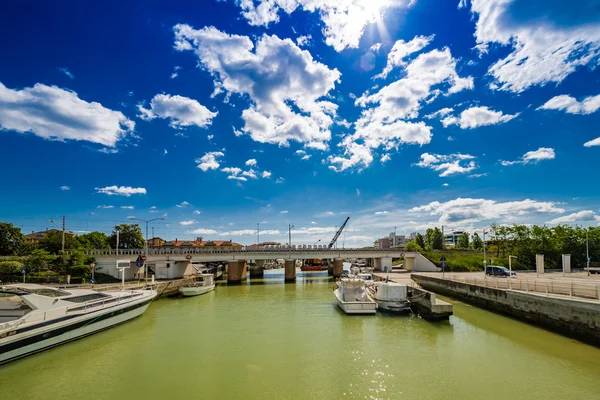 Barcos Pesca Ancorados Canal Portuário Uma Cidade Riviera Adriática Emília — Fotografia de Stock