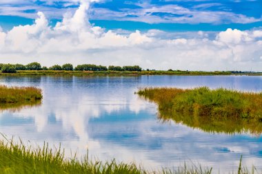 İtalya'da acı lagün