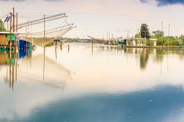 İtalya'da acı lagünün sessiz balıkçılık kulübeleri