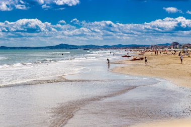 Adriyatik Rivierası'ndaki sahil beldelerinde yıkananlar