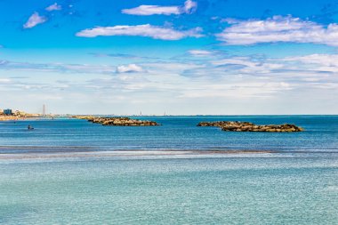 Adriyatik kıyılarında ki dalgakıran kayagrubu