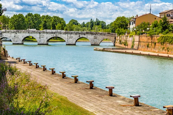 Eau Claire Sous Les Arches Pont Romain Auguste — Photo