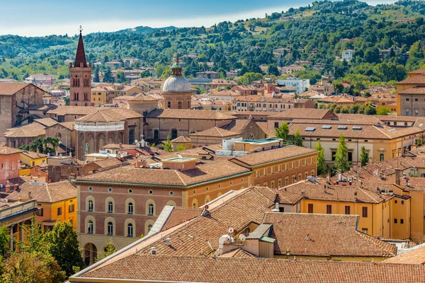 Bologna Talya Nın Havadan Panoramik Şehir Manzarası Tipik Evlerin Çatıları — Stok fotoğraf