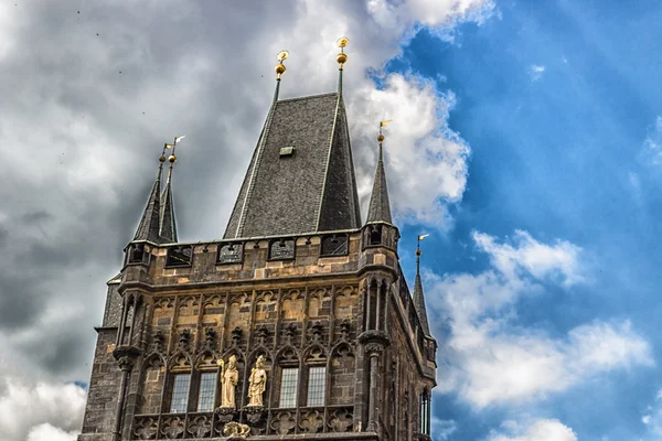 Karlsbrücke in Prag — Stockfoto