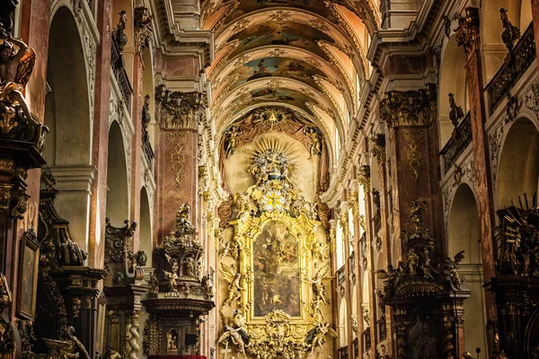 Iglesia de Santiago el Mayor — Foto de Stock