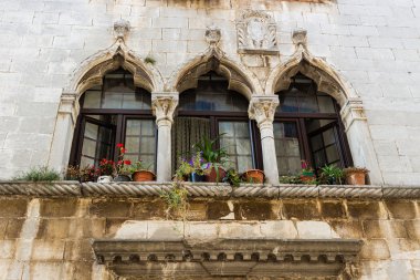 Hırvatistan'ın mimarisi: windows