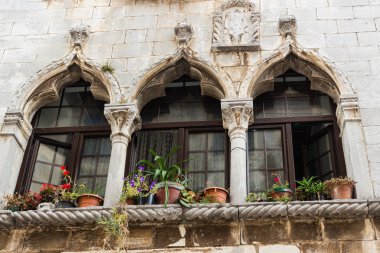 Hırvatistan'ın mimarisi: windows