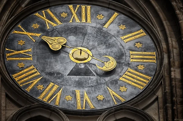 Orologio della Cattedrale gotica di San Vito a Praga — Foto Stock