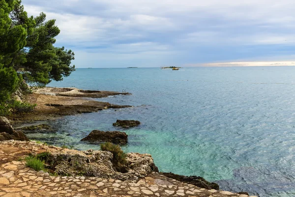 Kroatiska havet: Istriens kust — Stockfoto