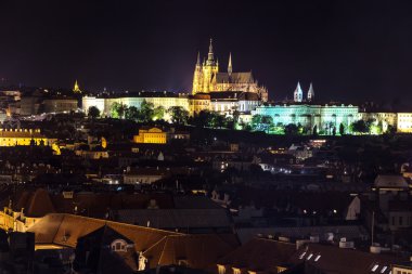 Geceleri Prag