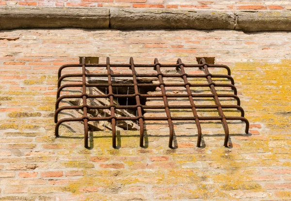 Ventana medieval en Brisighella — Foto de Stock