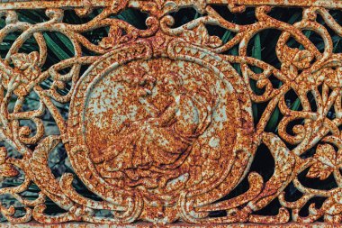 Bahçe paslı tezgah