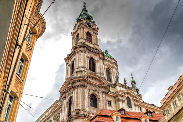 Mikulášská kostel v Praze — Stock fotografie