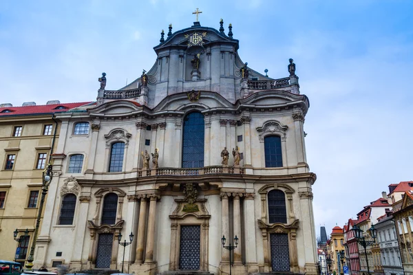 St.Nicholas kościoła w Pradze — Zdjęcie stockowe