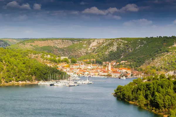 Vista sobre la bahía de Skradin — Foto de Stock