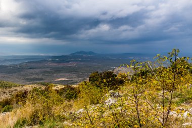 Krizevac Dağı manzarası