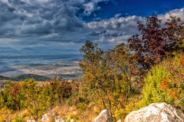 Krizevac Dağı manzarası