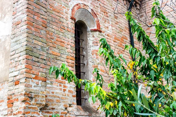 Iglesia del siglo XVI en Italia — Foto de Stock