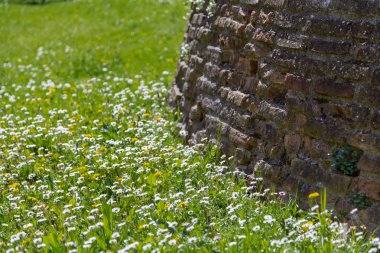 140 bu askeri sur dışında tarihi duygu gelir