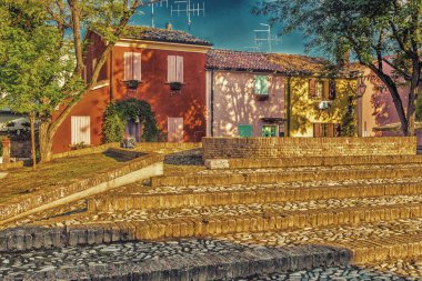 İtalya renkli evleri