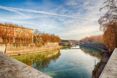 Tiber Nehri'nin görünümü