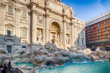 su ve Çeşme yapay kaya