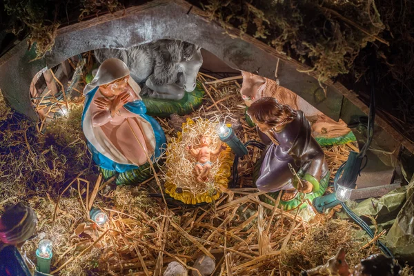 Statues in a Christmas Nativity scene — Stock Photo, Image