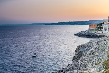 Şehir: Salento Yarımadası'nın kıyısında