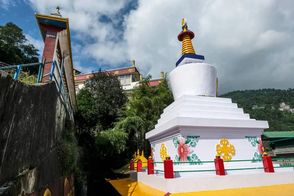 Gangtok India Ottobre 2020 Stupa Nel Monastero Sera Jey Drophenling Immagine Stock