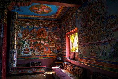 Pelling, Hindistan - Ekim 2020: Pelling, Hindistan 'daki Budist Sanghak Choeling Manastırı' nın Ayrıntıları.