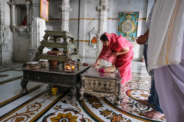 Tezpur Indie Listopad 2020 Žena Chrámu Shree Jain Swetamber Gauri — Stock fotografie