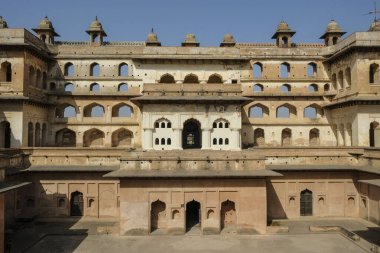 Orchha, Madhya Pradesh, Hindistan 'daki Raj Mahal Sarayı' nın detayları..