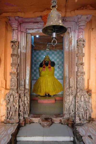 Yksityiskohta Shri Omkar Mandhata Sijaitsee Saarella Mandhata Narmada Joen Omkareshwar — kuvapankkivalokuva