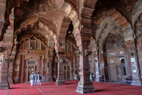 Бхопал Індія Березень 2021 Року Чоловіки Які Розмовляли Мечеті Тадж — стокове фото