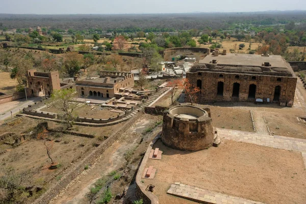 Orchha Nın Madhya Pradesh Hindistan Tahkim Edilmiş Muhafazası Içinde Deve — Stok fotoğraf