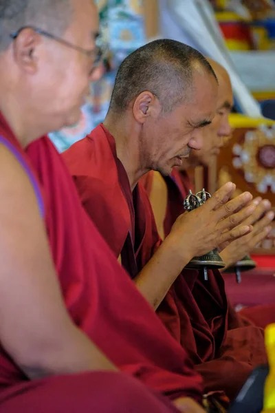 Tabo India June 2021 Buddhist Monks Performing Puja Tabo Monastery — Stok Foto