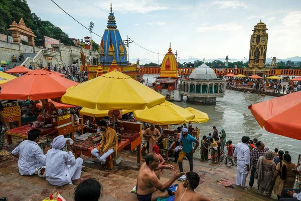 Haridwar Índia Julho 2021 Peregrinos Tomando Banho Rio Ganges Haridwar — Fotografia de Stock