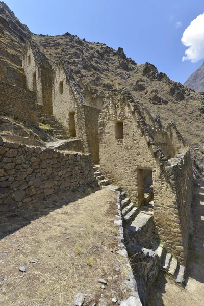 Chrámové opevnění leží, posvátné údolí, peru — Stock fotografie