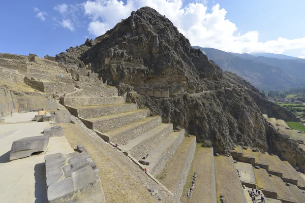 Incké ruiny, chrámové opevnění leží, Peru — Stock fotografie