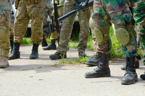 Gambe Soldato Uniforme Militare — Foto Stock