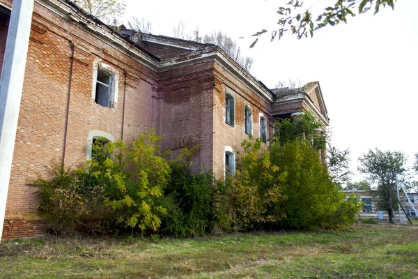 Rozvaliny Starého Cihlových Kostelů Volžské Němce — Stock fotografie