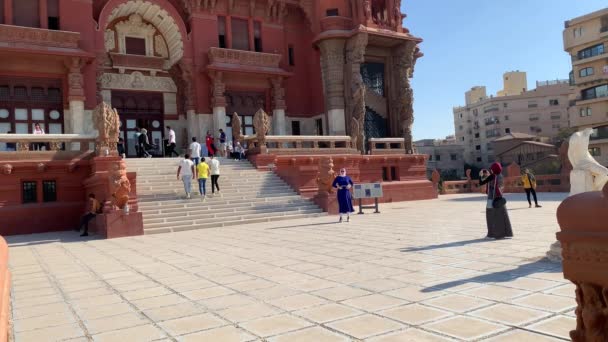 カイロ エジプト 2020年10月6日 モンタザ ガディダさん一日中多くの人々とエンパイン男爵宮殿の美しい景色 ヒンドゥ寺院 — ストック動画