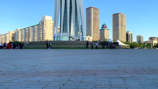 努尔苏丹 Nur Sultan 哈萨克斯坦 2021年6月10日 努尔苏丹中心 Center Nur Sultan 位于努尔霍大道 — 图库视频影像