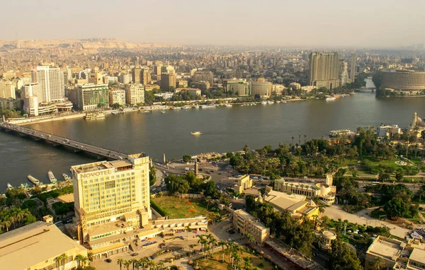 Cairo-Egypt - October 04, 2020: Beautiful city overview from Cairo Tower and car traffic during day. Panorama of Cairo cityscape with Nile river. Al Zamaler — Stock Photo, Image
