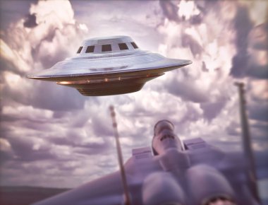 UFO kovalayan süpersonik uçak. Gökyüzünde uçan tanımlanamayan uçan cisim.
