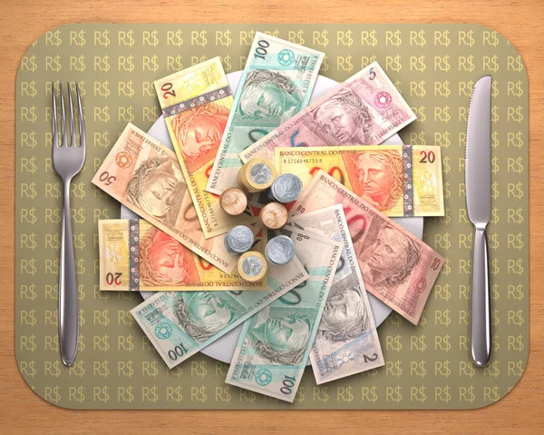 Dinero brasileño en el plato . —  Fotos de Stock