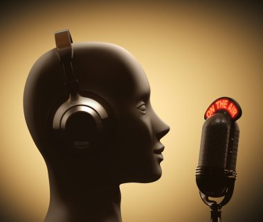 İnsan kafası önünde mikrofon.