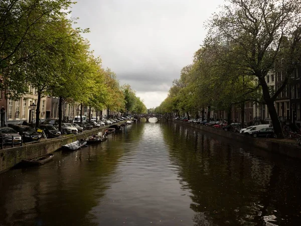 Vue Classique Quartier Résidentiel Typique Grachten Dans Centre Amsterdam Hollande — Photo